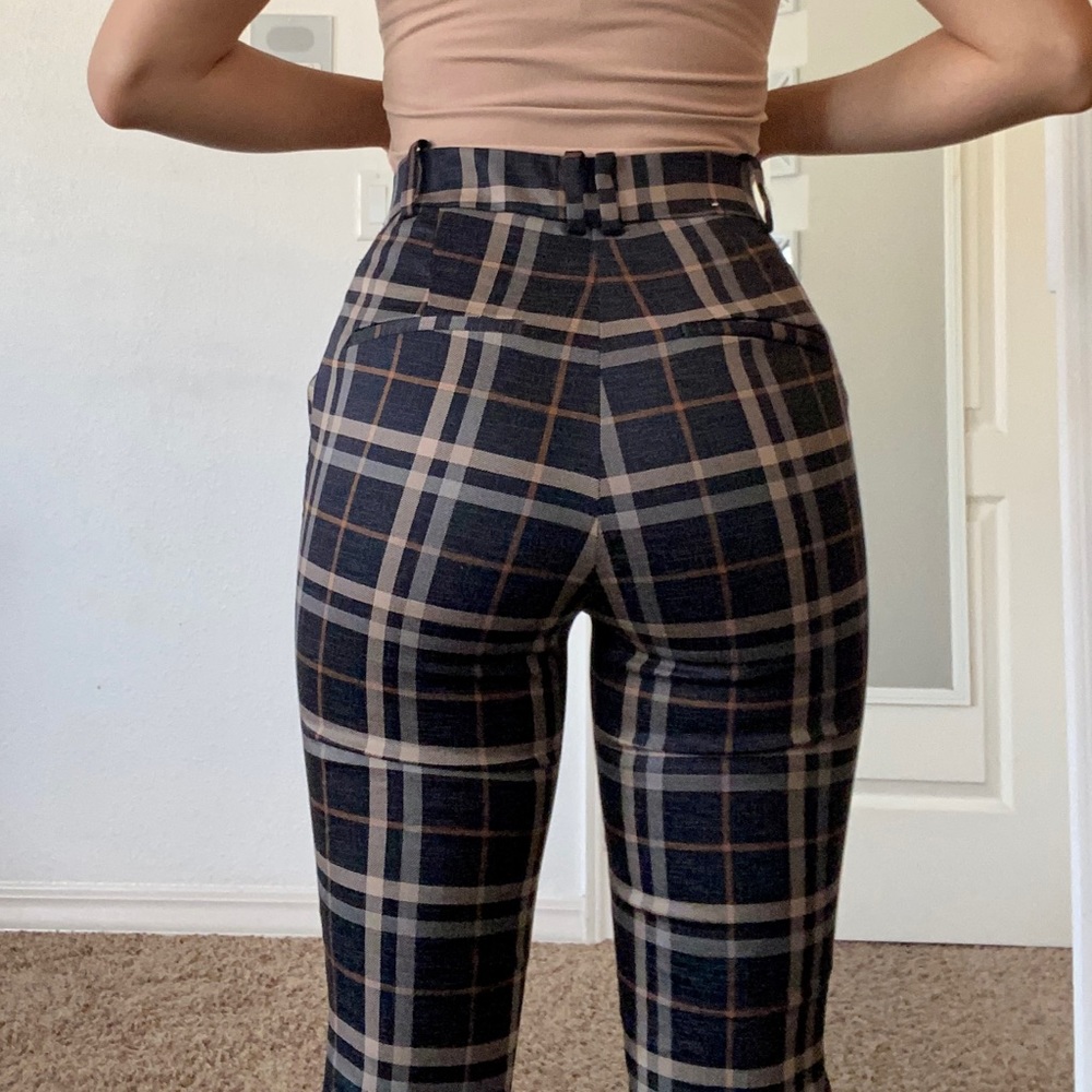 High-Waist Plaid Trousers - Black & Tan